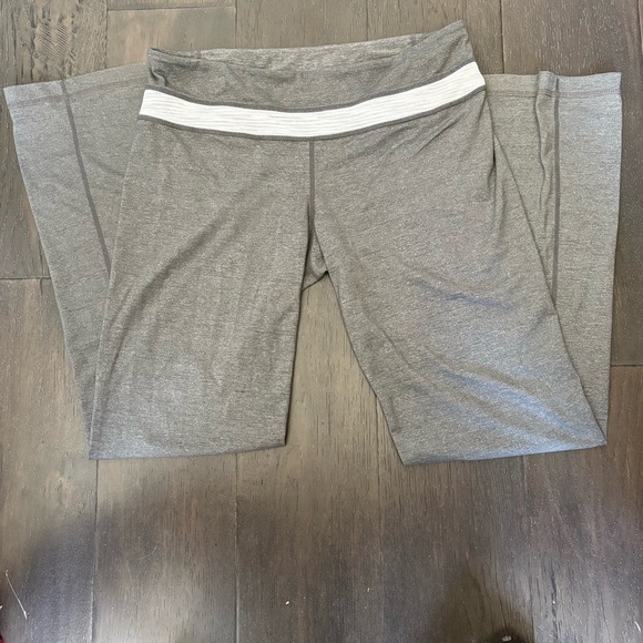 Lululemon full length leggings - Picture 1 of 2